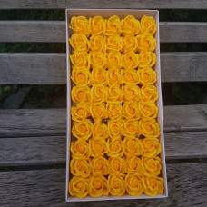 Розы мыльные  3-х слойные 5,5*4.Цвет насыщенный желтый 50 шт