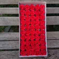 Розы мыльные  3-х слойные 5,5*4 .Цвет ярко-красный 50 шт